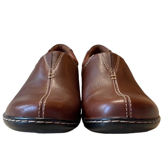 CLARKS - NWOB Brown Ashland Joy Slip-On Shoes - Size 7.5 - Picture 2 of 10